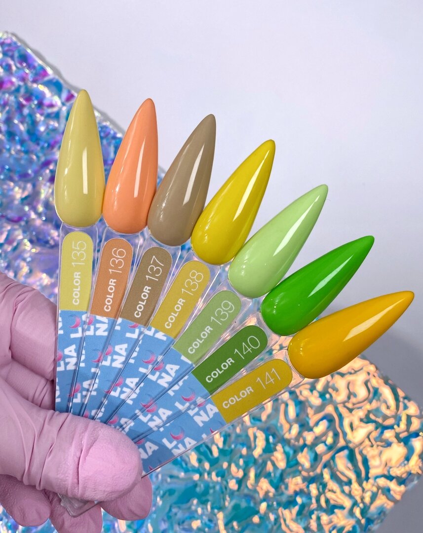Гель-лак LunaMoon Color No. 141 приглушенно-желтый, 13 мл