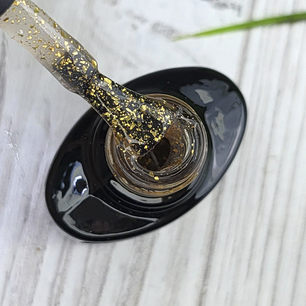 Топ для гель-лака Saga Professional Leaf Gold золотистые хлопья без липкого слоя, 8 мл