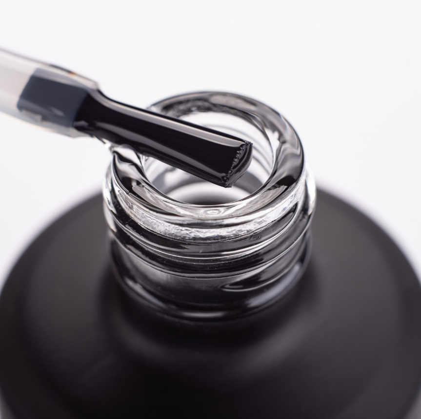KOMILFO RUBBER BASE COAT — КАУЧУКОВАЯ БАЗА ДЛЯ ГЕЛЬ-ЛАКА, 15 МЛ